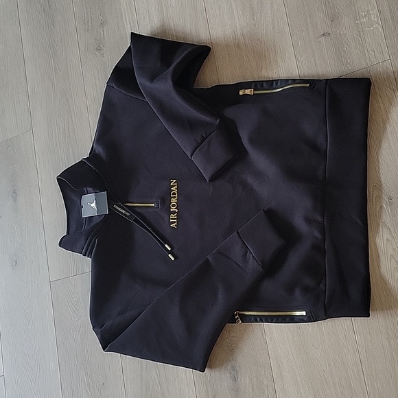 NWT Nike Air Jordan Hoodie - Picture 2 of 4